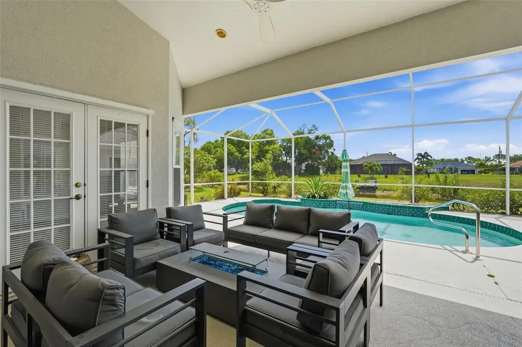 885 Rotonda Circle Rotonda West FL 33947