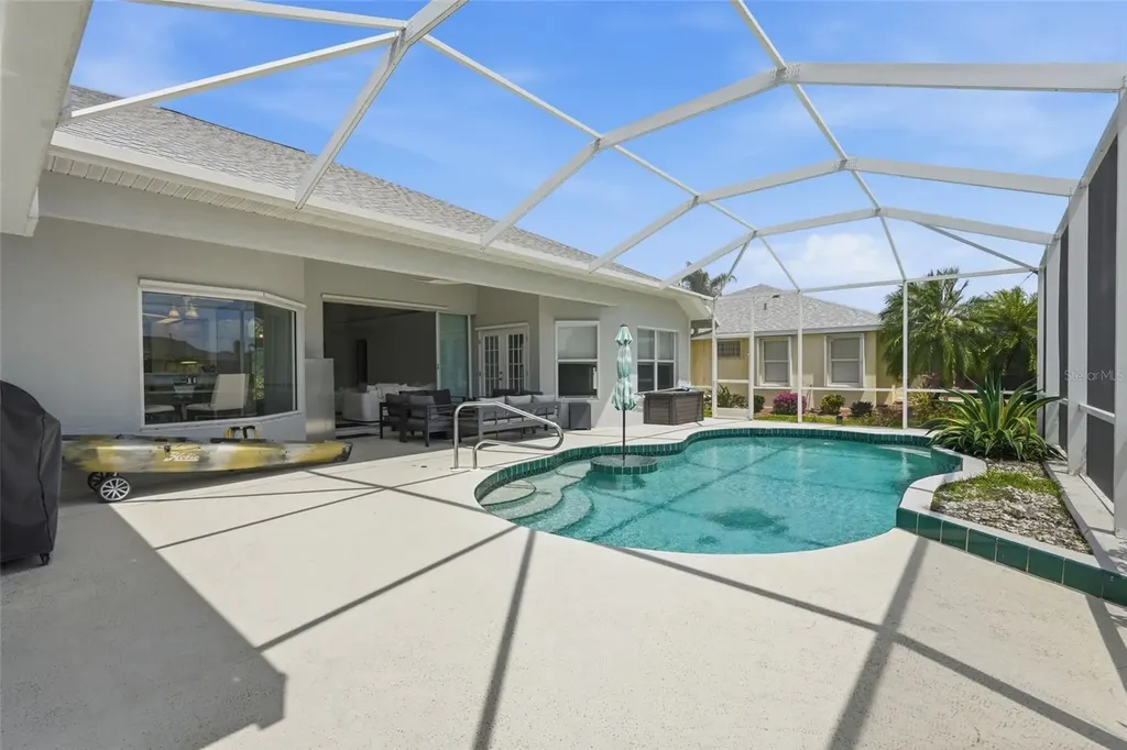 885 Rotonda Circle Rotonda West FL 33947