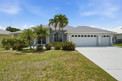 885 Rotonda Circle Rotonda West FL 33947