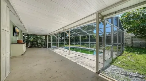 6703 Pointe West Boulevard Bradenton FL 34209