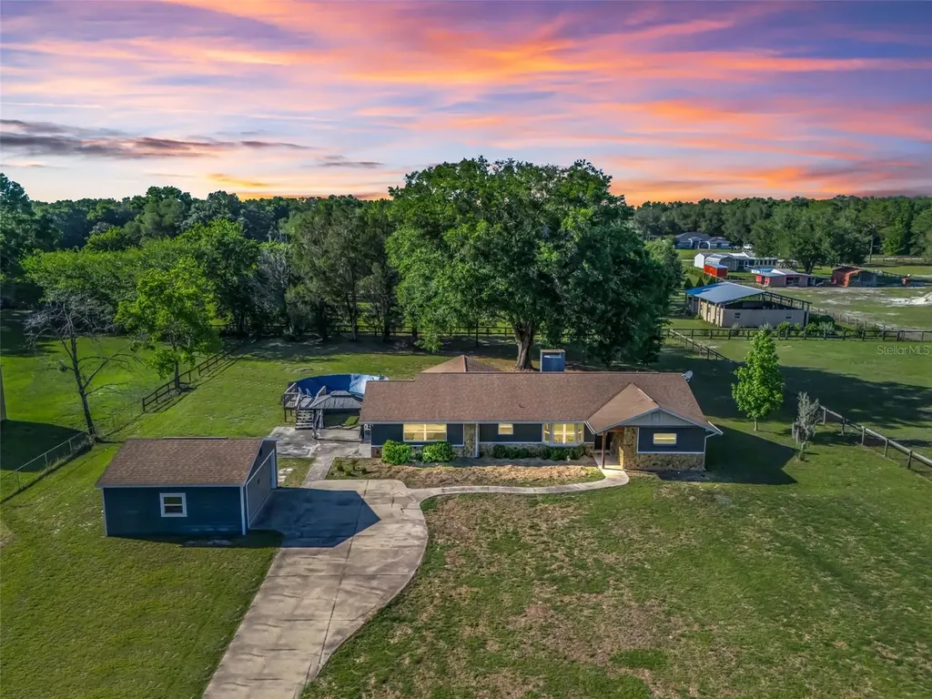 2405 SE 157th Lane Road Summerfield FL 34491
