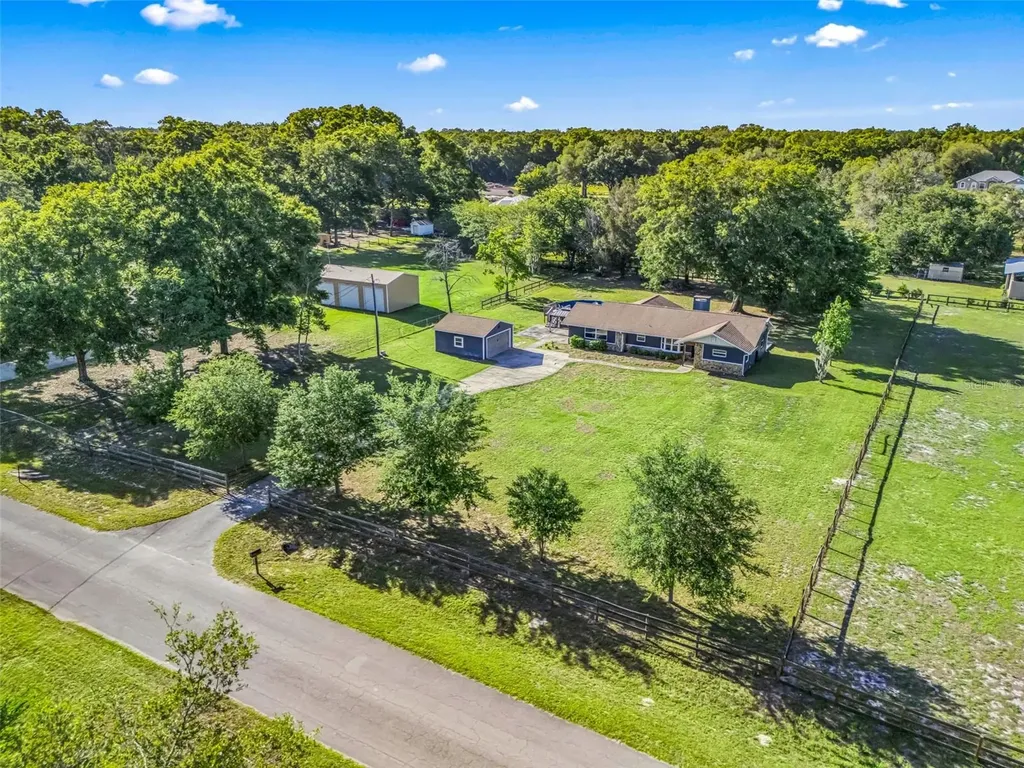 2405 SE 157th Lane Road Summerfield FL 34491