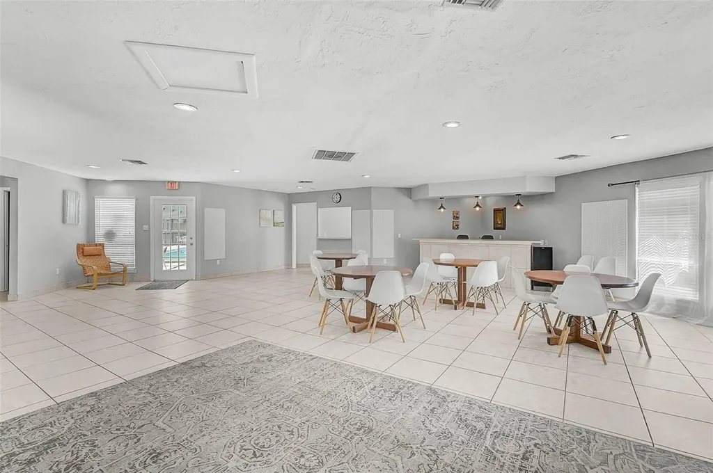 4388 Rayfield Drive Sarasota FL 34243