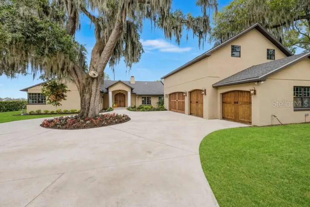 5475 Lake Jessamine Drive Orlando FL 32839