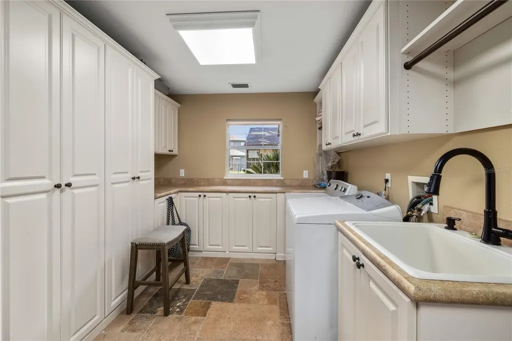 5475 Lake Jessamine Drive Orlando FL 32839