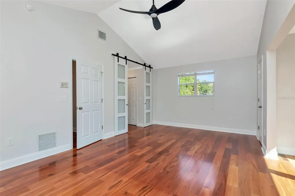 3113 W Oakellar Avenue Tampa FL 33611
