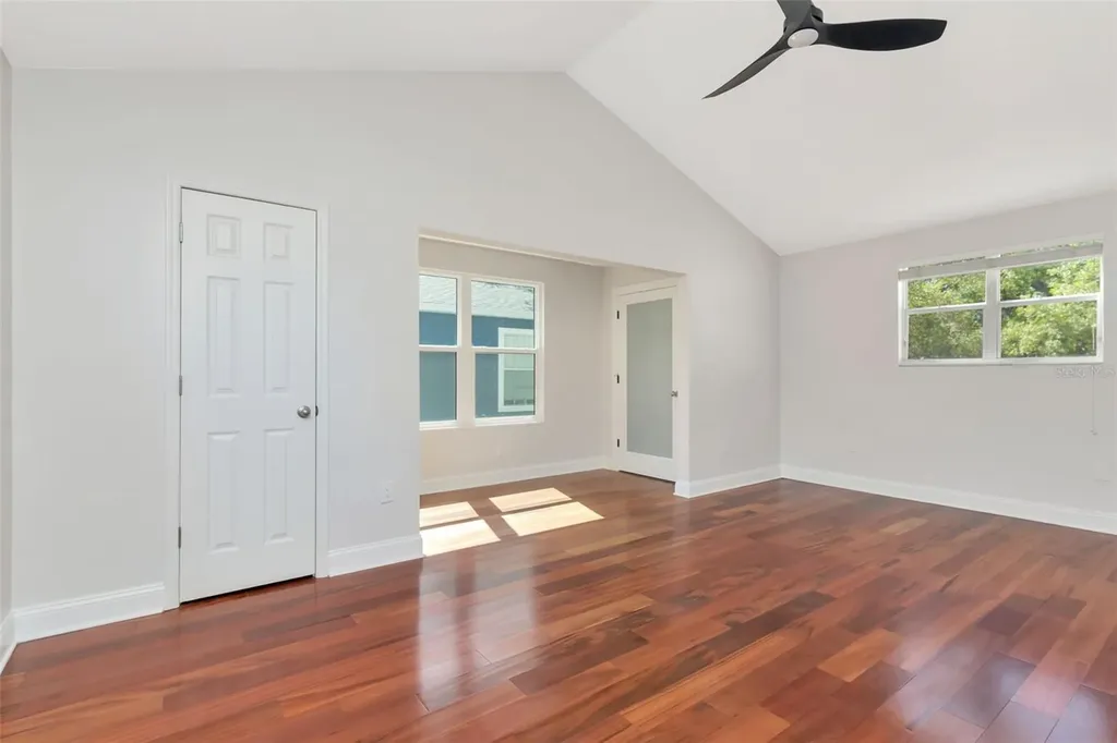 3113 W Oakellar Avenue Tampa FL 33611