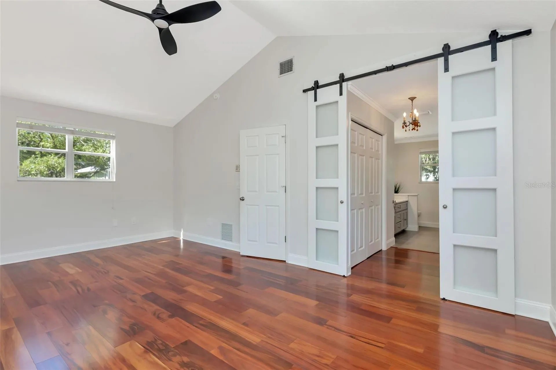 3113 W Oakellar Avenue Tampa FL 33611