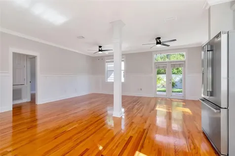 3113 W Oakellar Avenue Tampa FL 33611