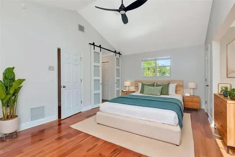 3113 W Oakellar Avenue Tampa FL 33611