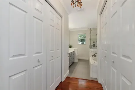 3113 W Oakellar Avenue Tampa FL 33611