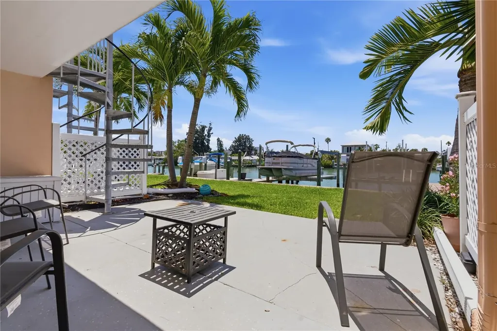 12482 Capri Circle N Treasure Island FL 33706