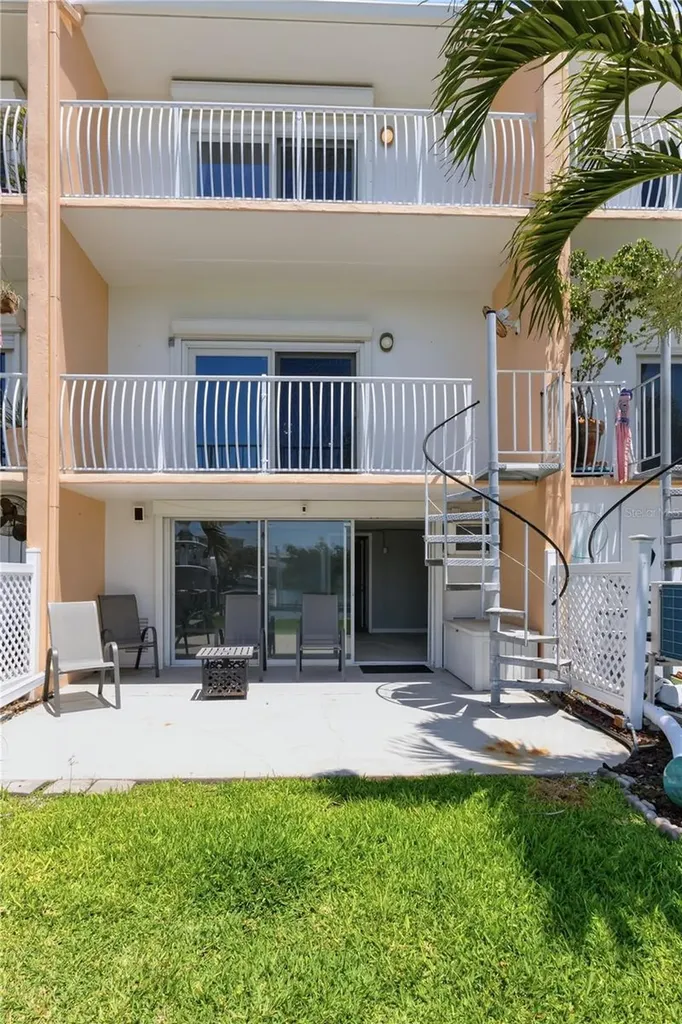 12482 Capri Circle N Treasure Island FL 33706