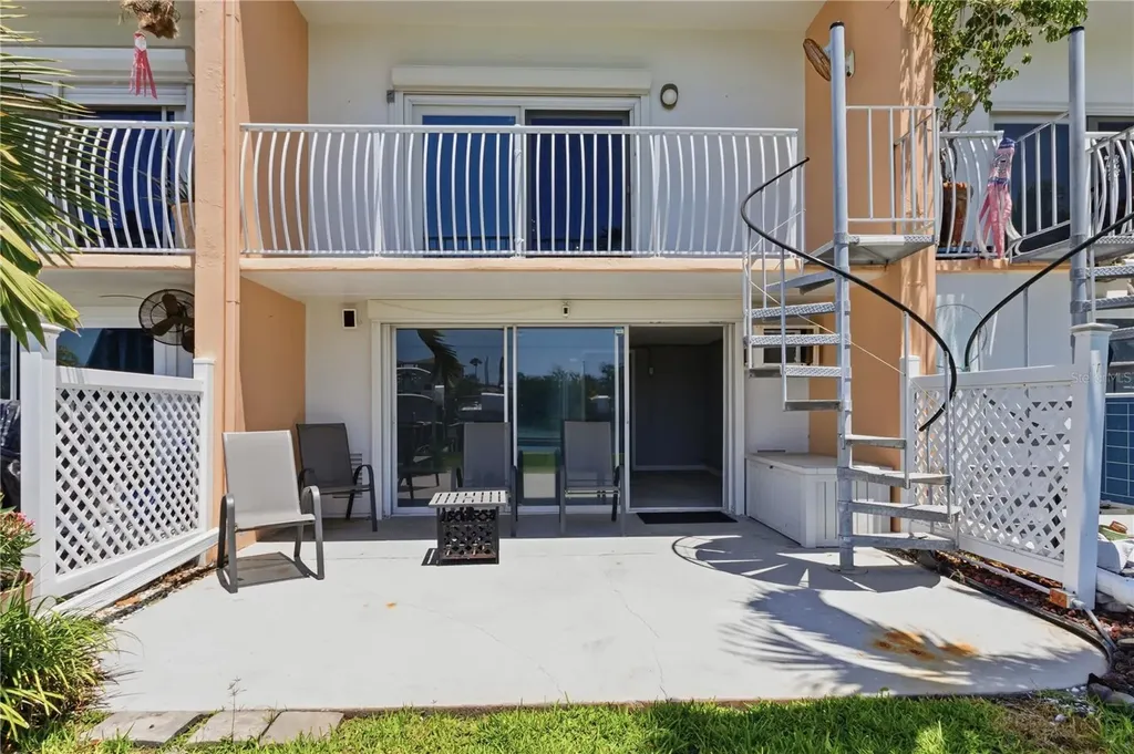 12482 Capri Circle N Treasure Island FL 33706