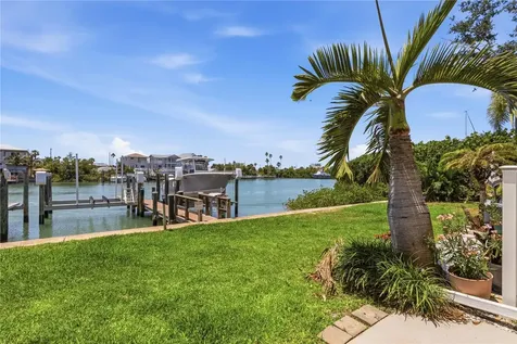12482 Capri Circle N Treasure Island FL 33706