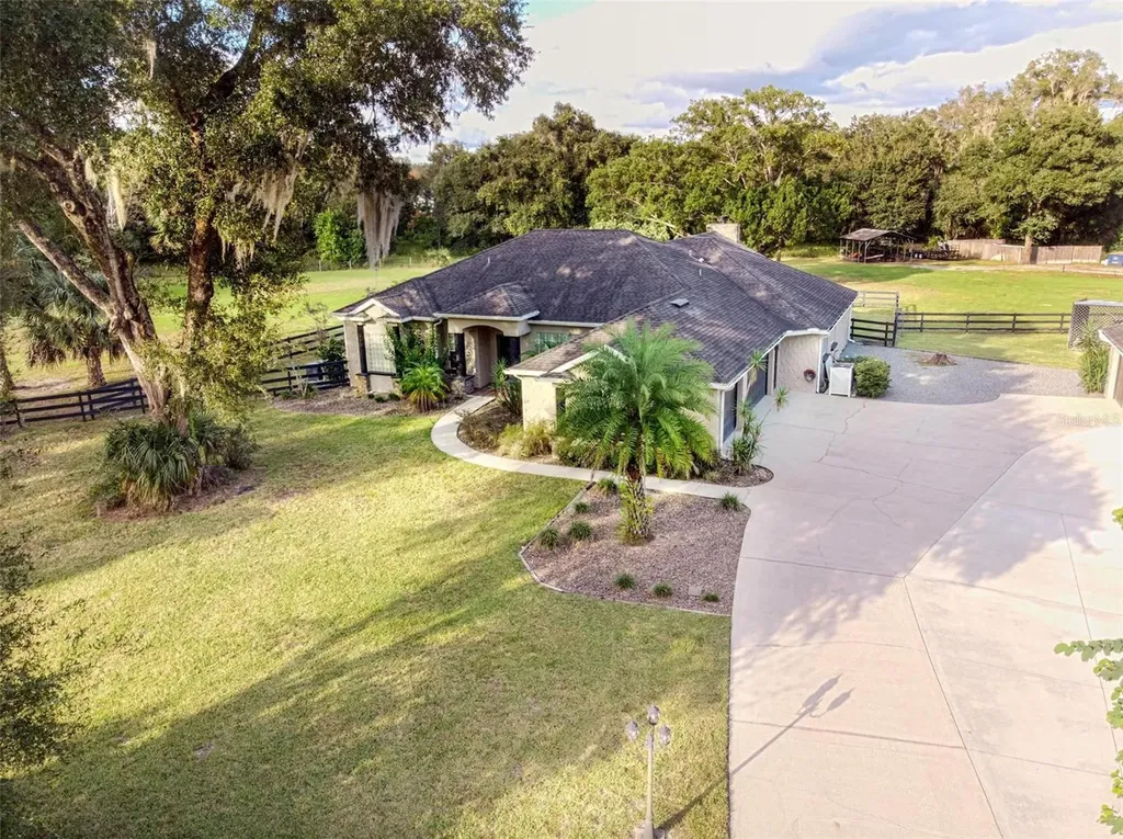 2015 Hawk Haven Trail Deland FL 32720