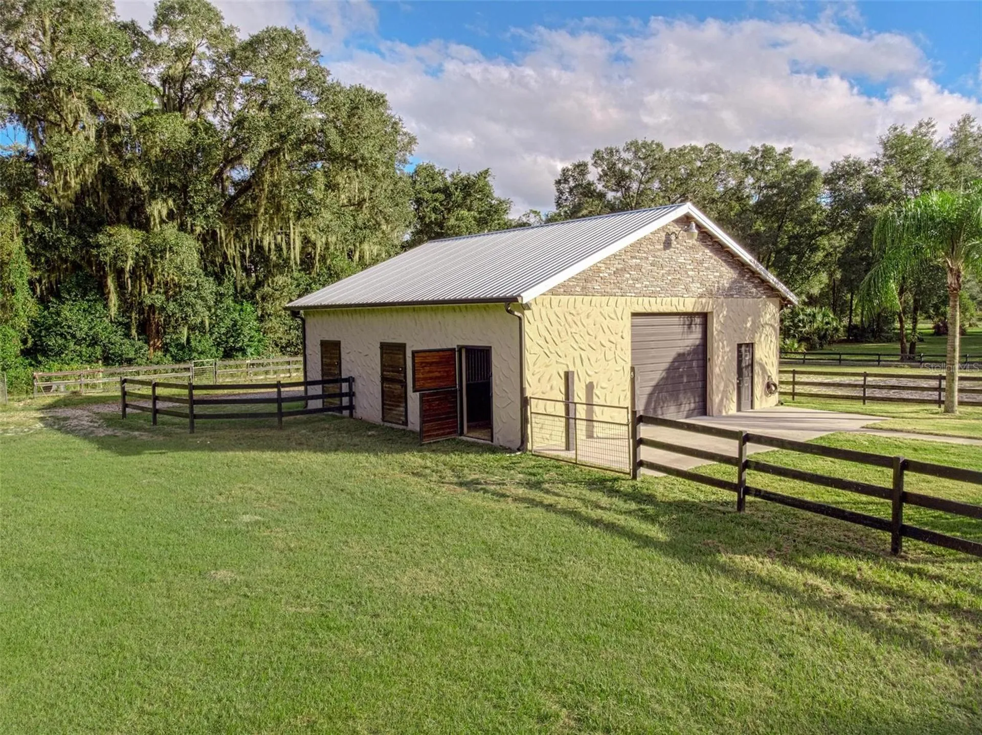 2015 Hawk Haven Trail Deland FL 32720