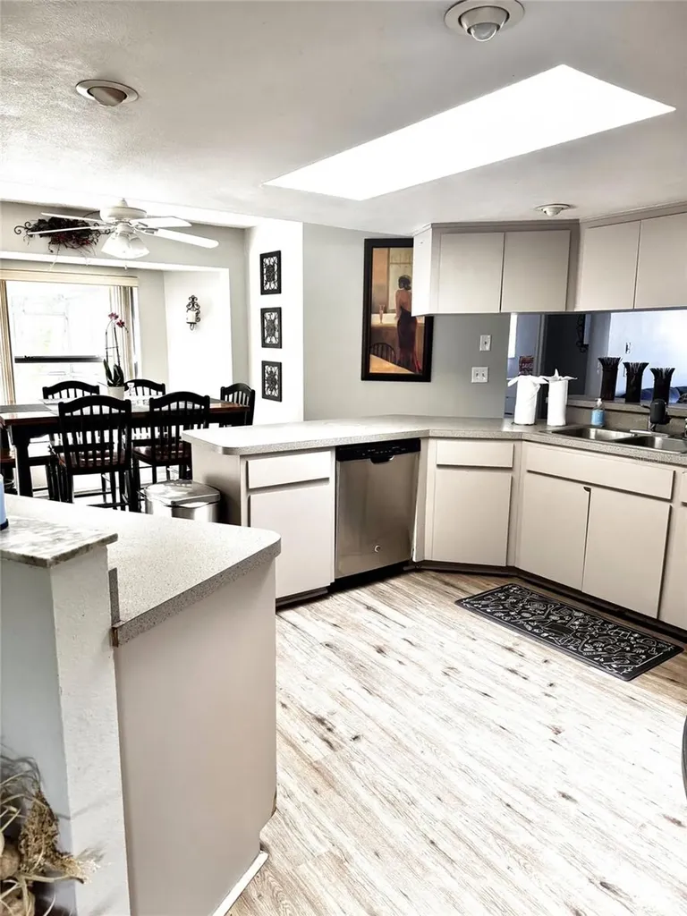 2098 Brent Place Palm Harbor FL 34683