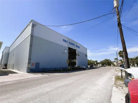 100 Circuit Road Nokomis FL 34275
