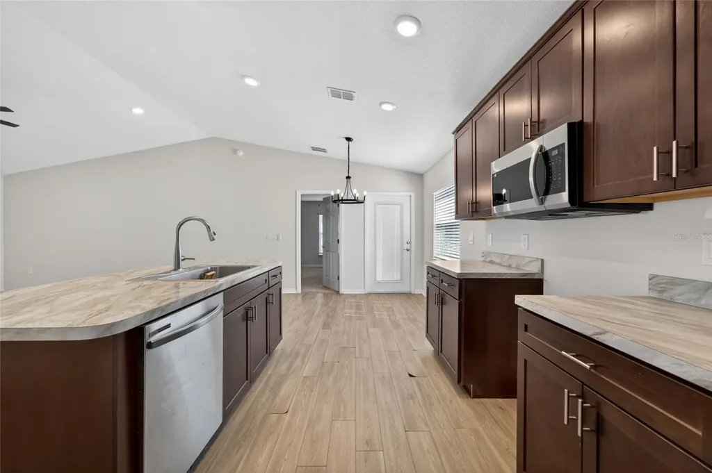 2024 Noble Drive Davenport FL 33837