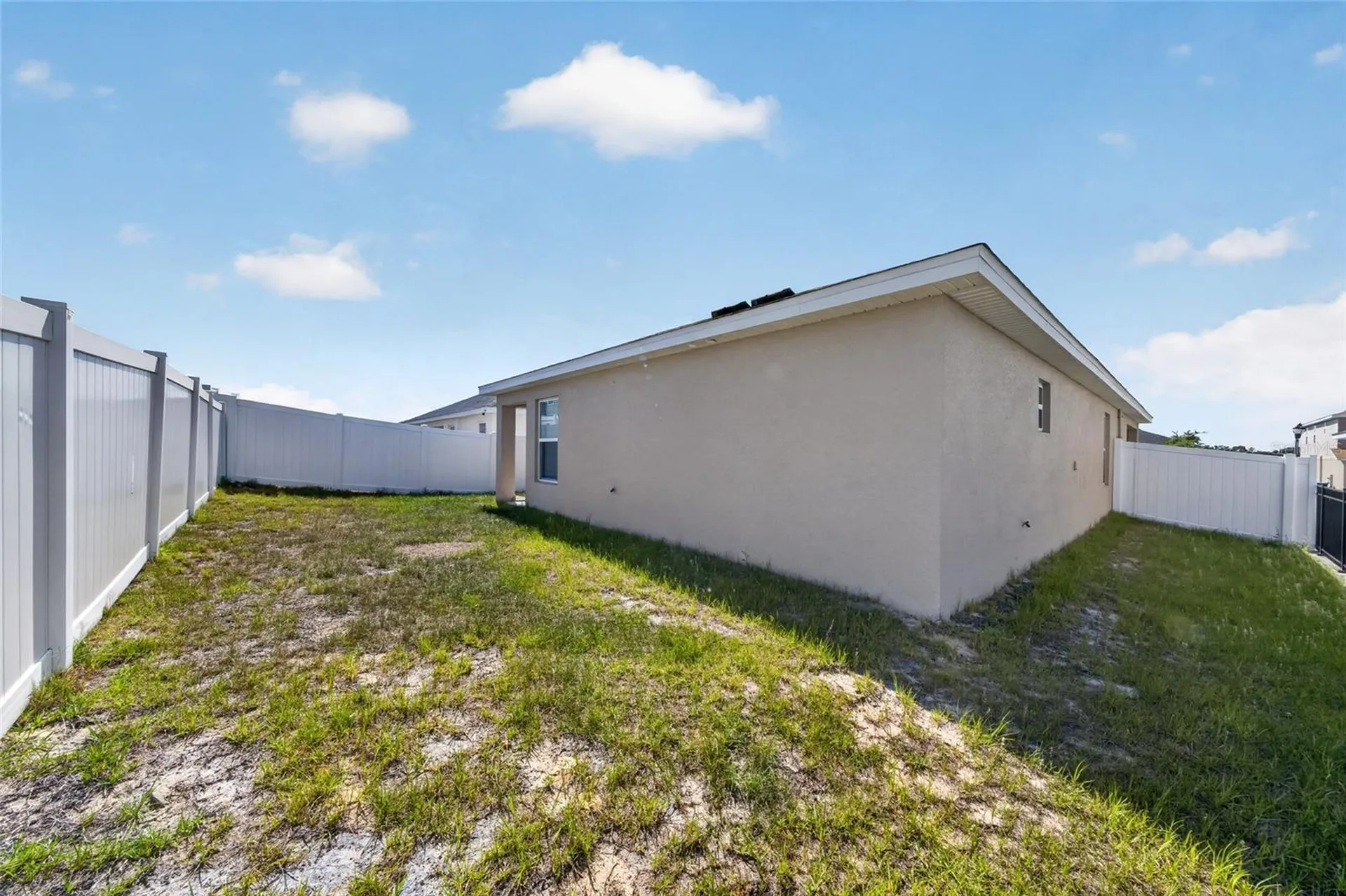 2024 Noble Drive Davenport FL 33837