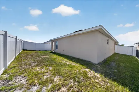2024 Noble Drive Davenport FL 33837