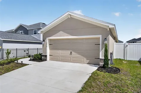 2024 Noble Drive Davenport FL 33837