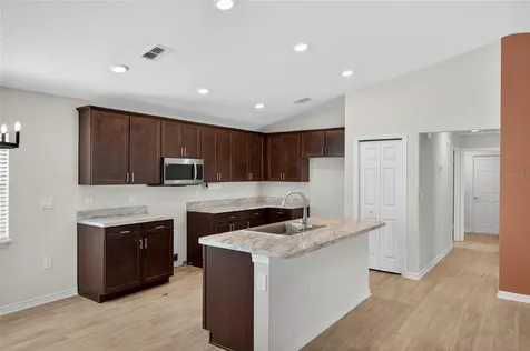 2024 Noble Drive Davenport FL 33837