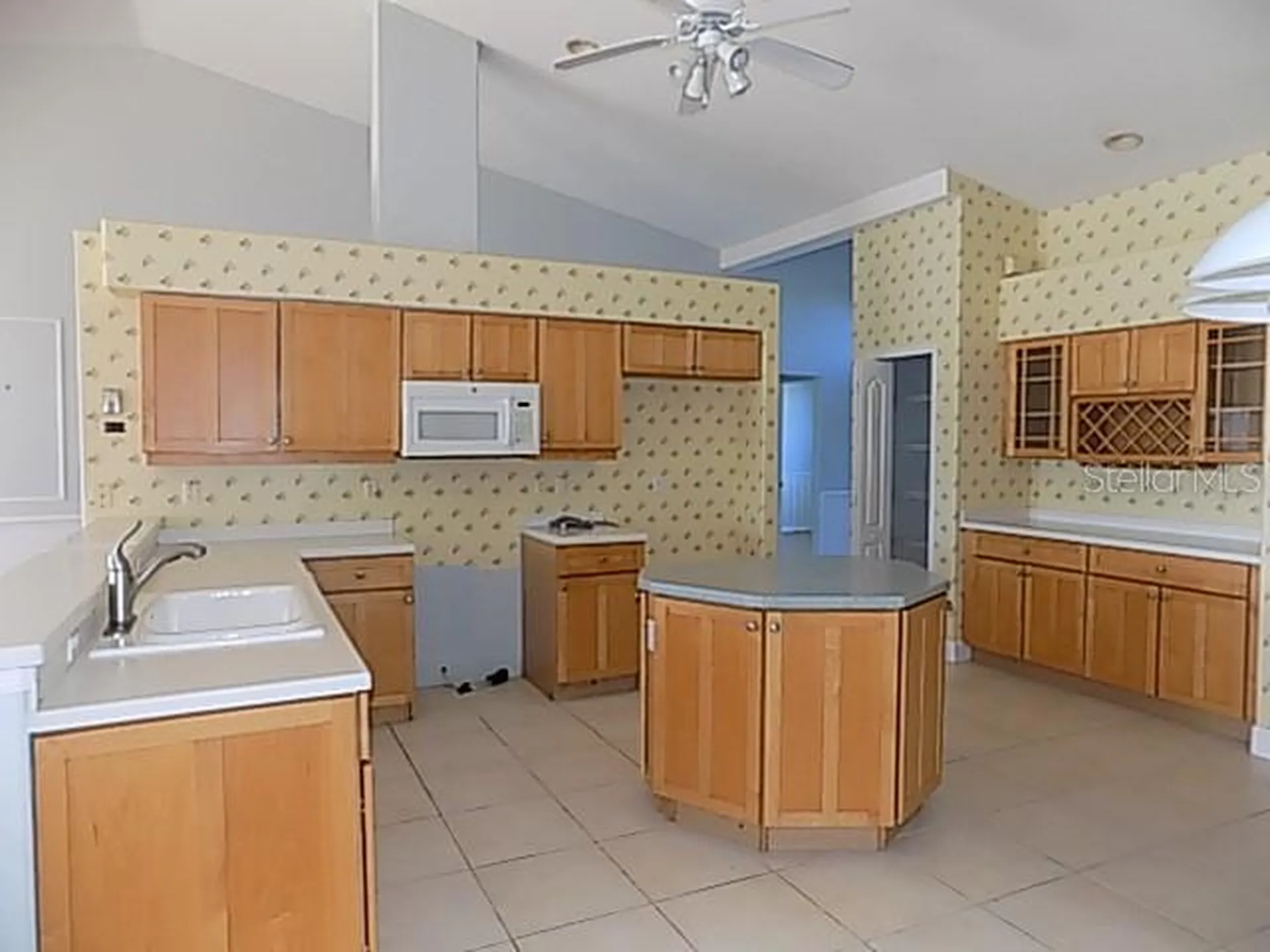 4641 Samoset Drive Sarasota FL 34241