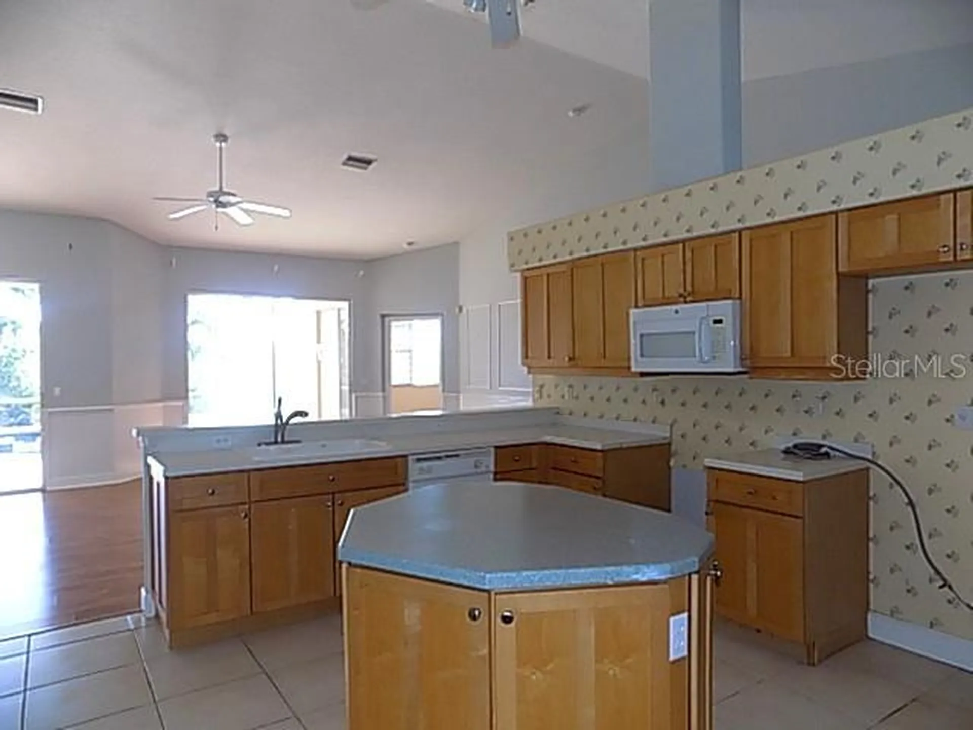 4641 Samoset Drive Sarasota FL 34241