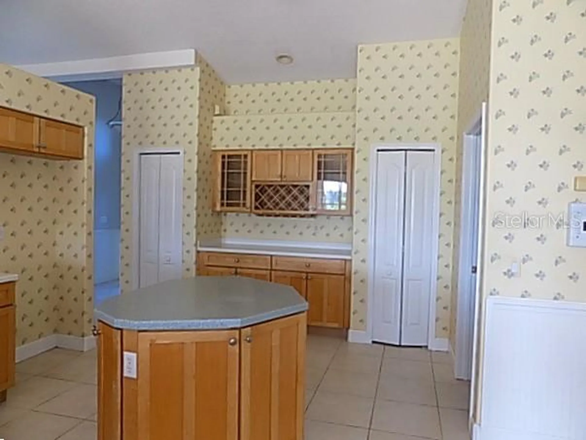 4641 Samoset Drive Sarasota FL 34241