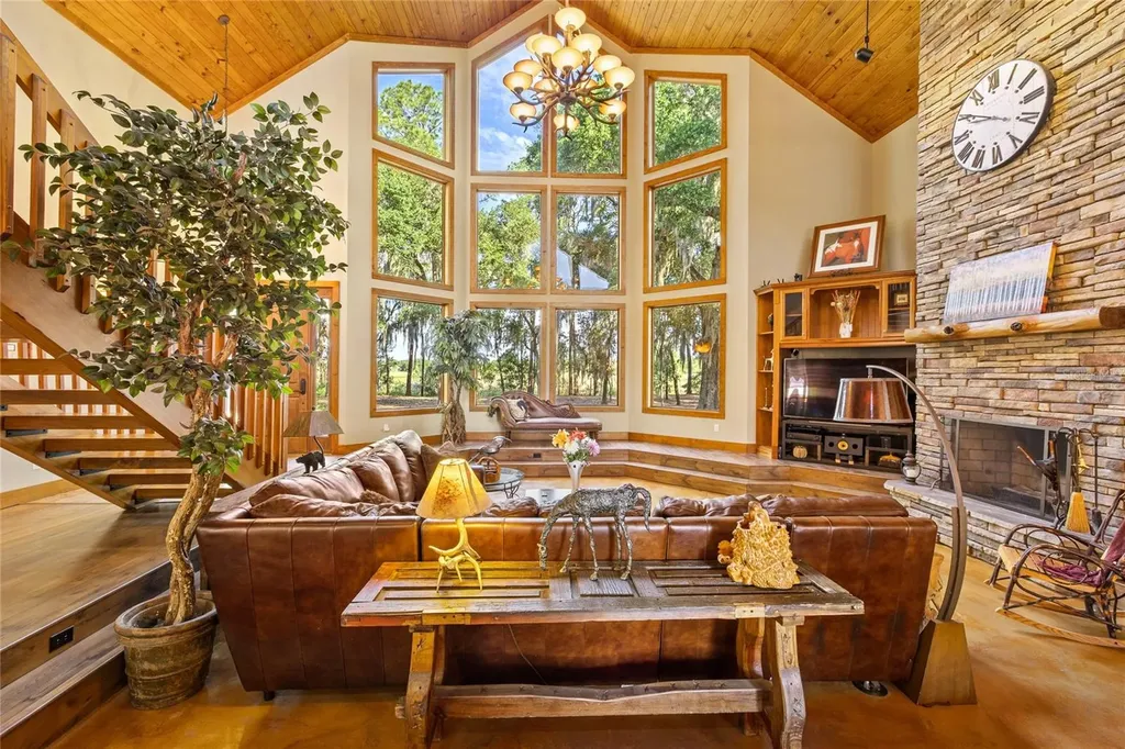 10925 Arrowtree Boulevard Clermont FL 34715
