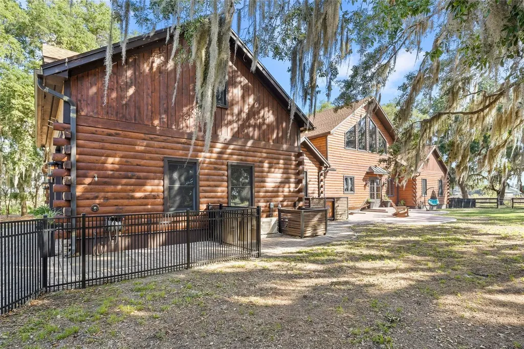 10925 Arrowtree Boulevard Clermont FL 34715