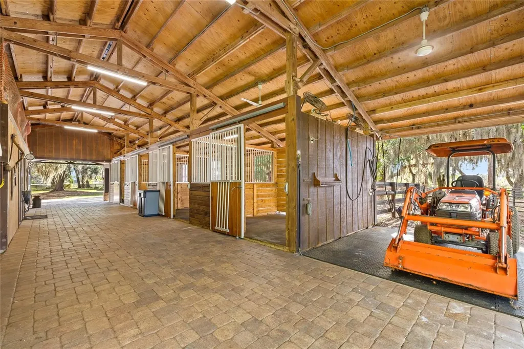 10925 Arrowtree Boulevard Clermont FL 34715