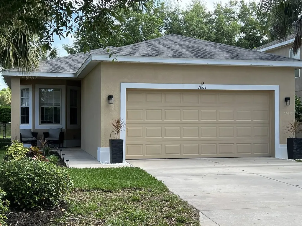 7003 Chatum Light Run Bradenton FL 34212