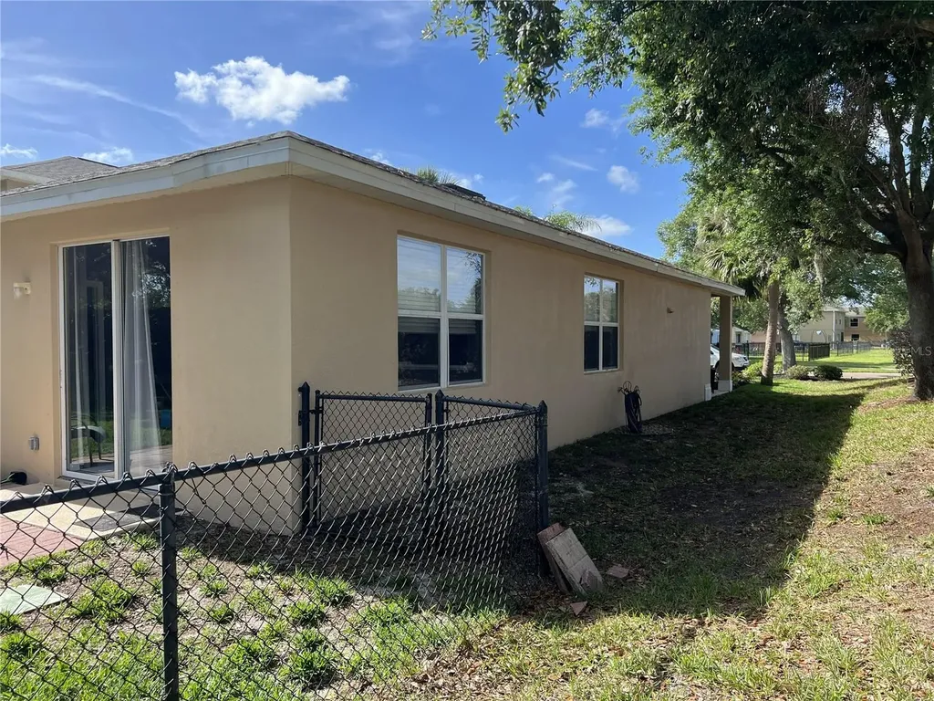 7003 Chatum Light Run Bradenton FL 34212