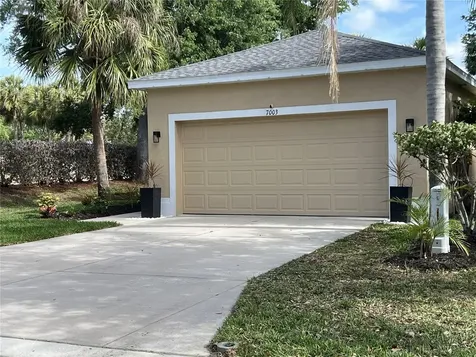 7003 Chatum Light Run Bradenton FL 34212