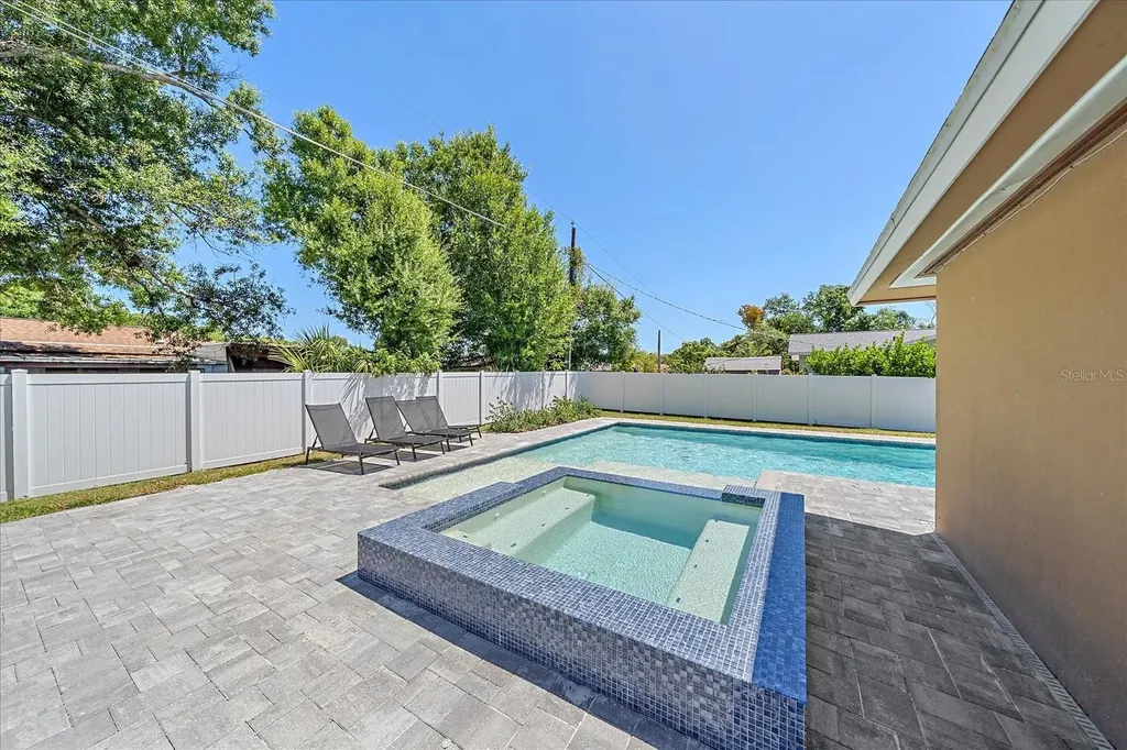 3209 Ashton Road Sarasota FL 34231