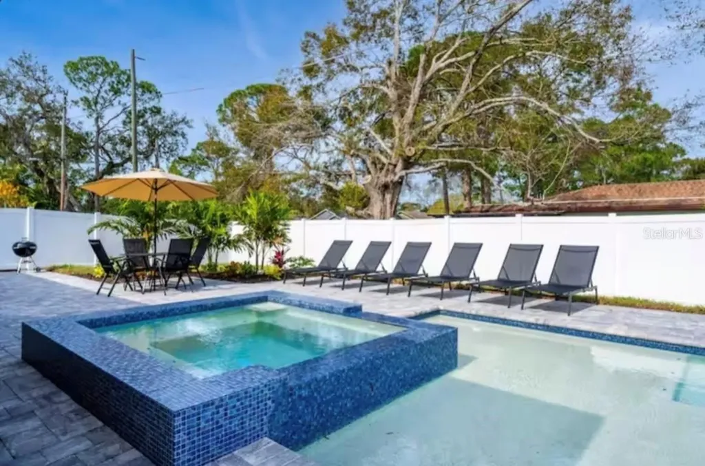 3209 Ashton Road Sarasota FL 34231