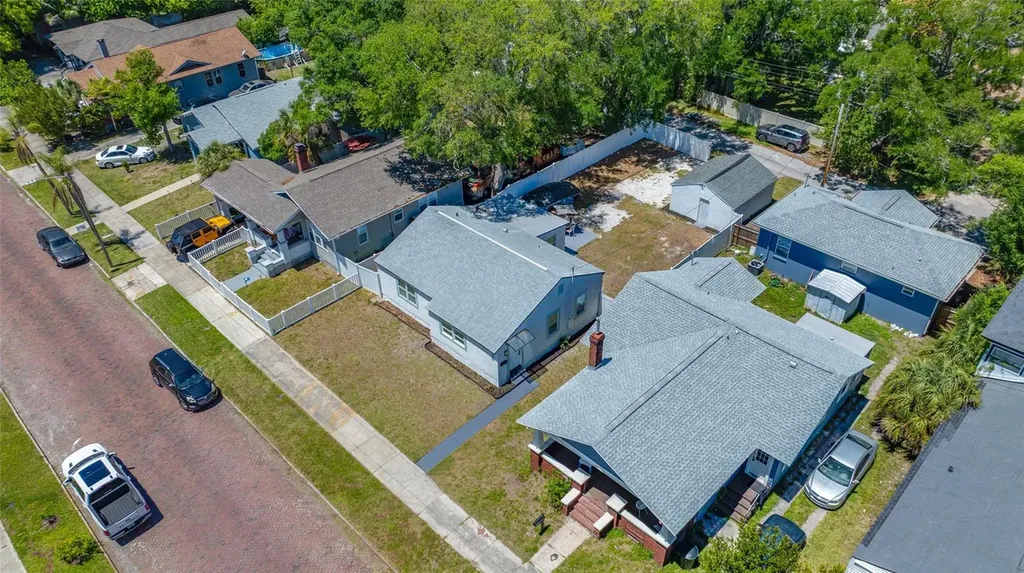 821 19th Avenue S St Petersburg FL 33705
