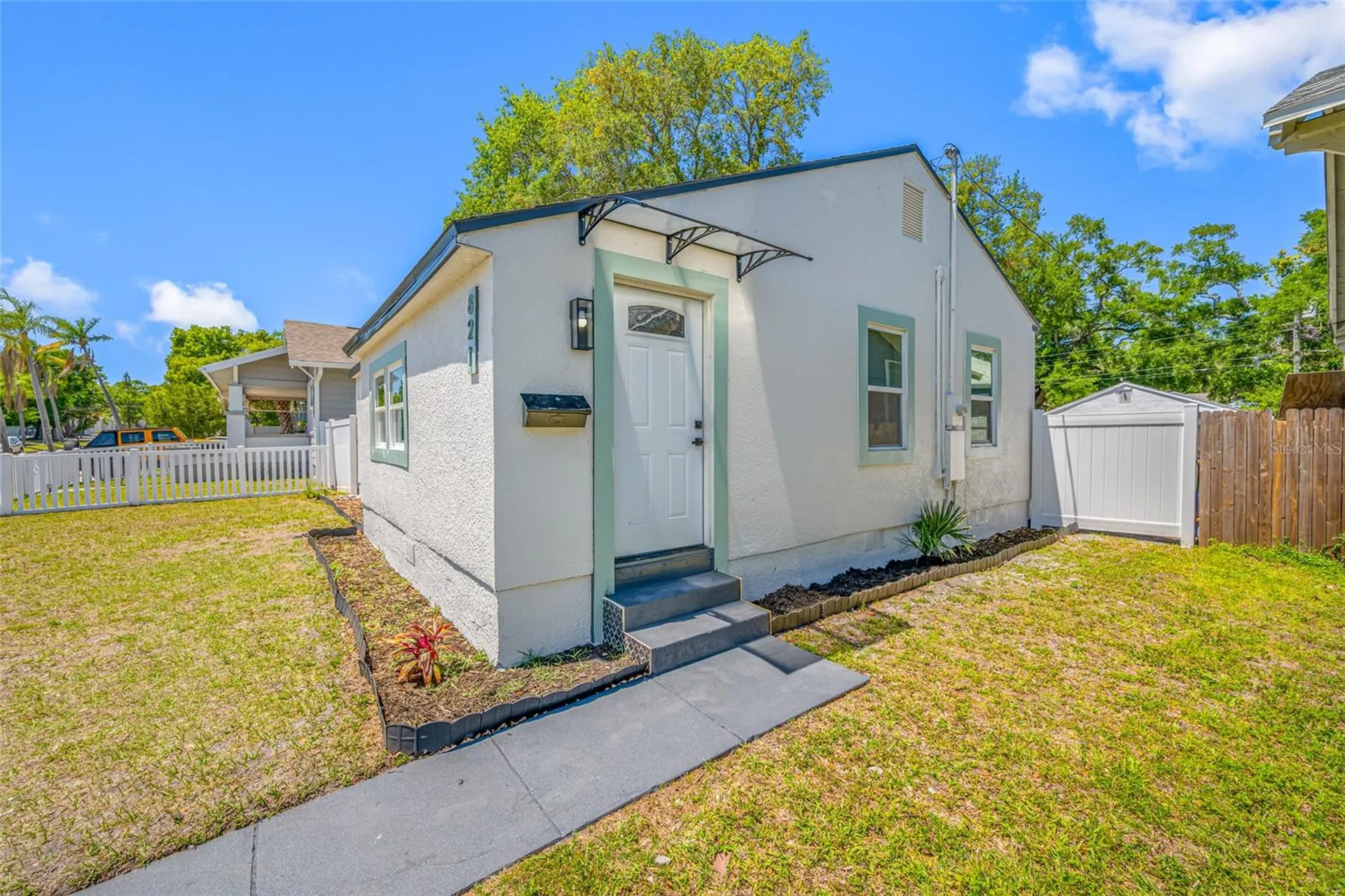 821 19th Avenue S St Petersburg FL 33705