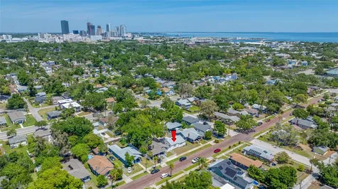 821 19th Avenue S St Petersburg FL 33705