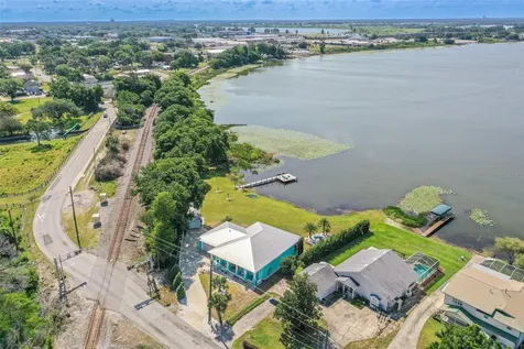 1290 N Lake Shipp Drive N Winter Haven FL 33880