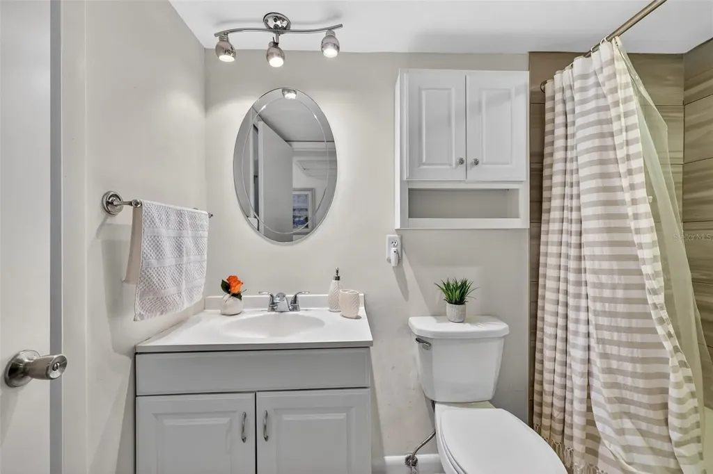 3061 Quail Hollow Sarasota FL 34235