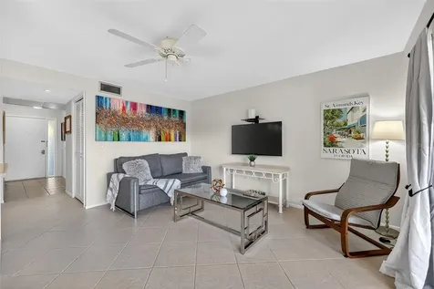 3061 Quail Hollow Sarasota FL 34235