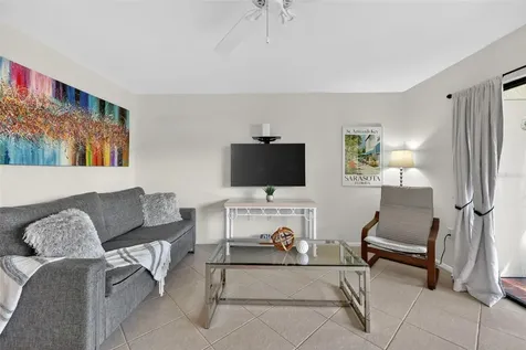 3061 Quail Hollow Sarasota FL 34235
