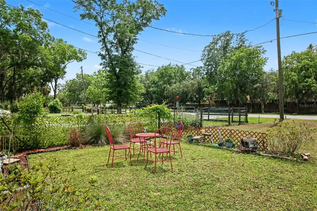1225 Greens Dairy Road Deland FL 32720