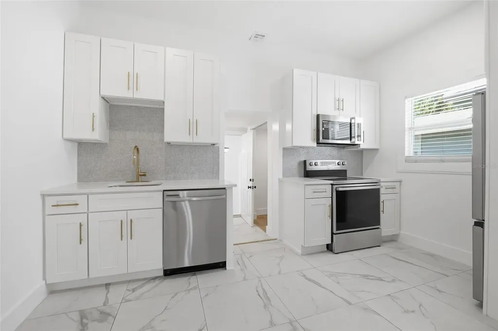 2120 W Nassau Street Tampa FL 33607
