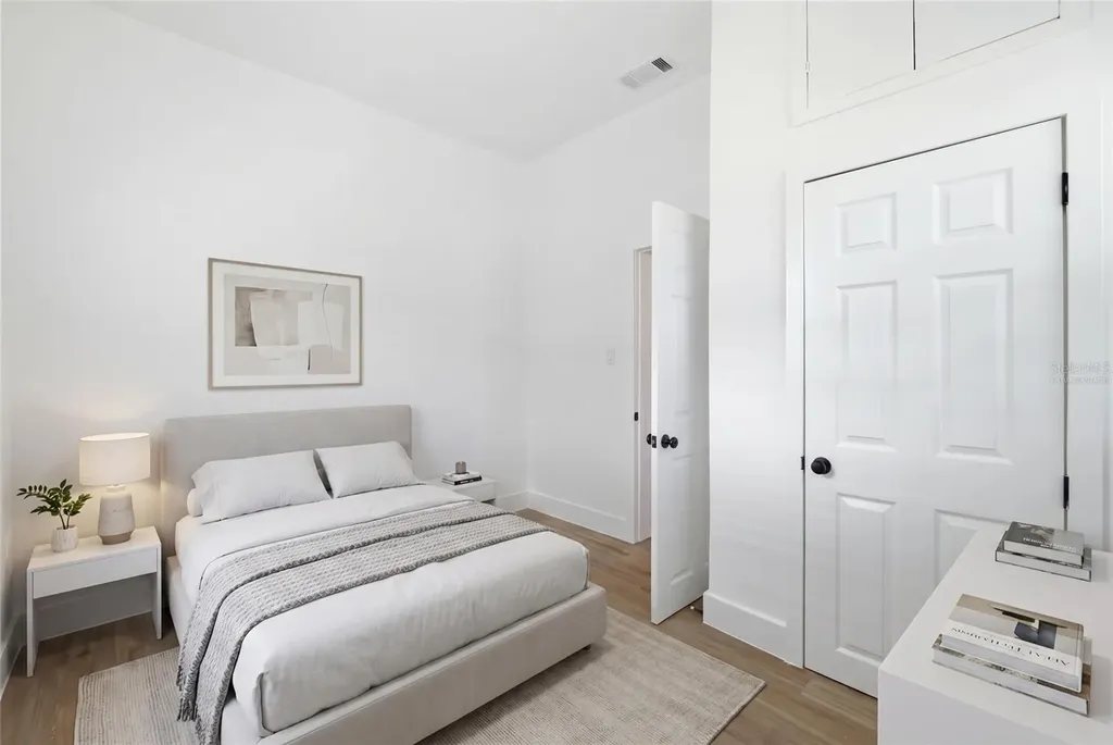 2120 W Nassau Street Tampa FL 33607