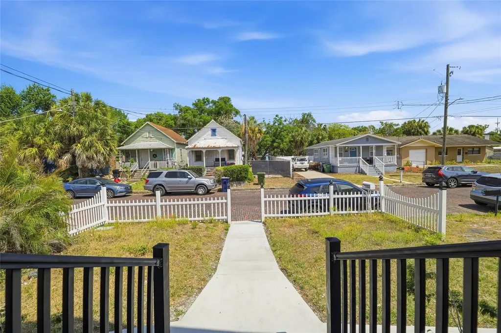 2120 W Nassau Street Tampa FL 33607